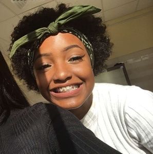 Meet your Posher, Faith